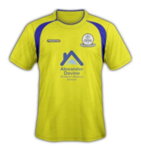 Beaconsfield Town 2011 12 Kits