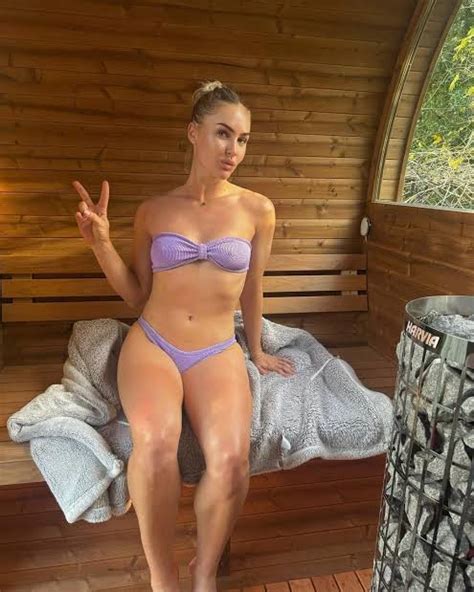 Charley Hull Radiant Beauty Stuns In Chic Purple Bikini By The Poolside USASPORTSNEWS