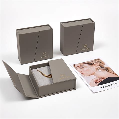 High Quality Custom Logo Two Open Door Luxury Paper Jewelry Packaging