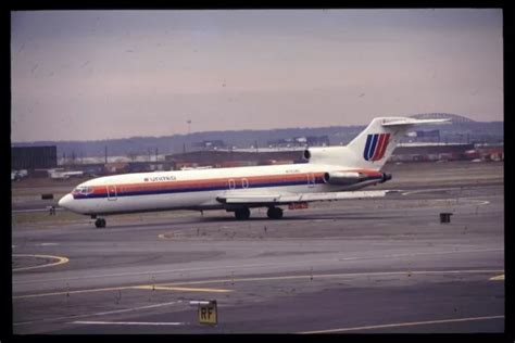 ORIGINAL FUJICHROME COLOUR Slide United Airlines Boeing 727 200 1 89