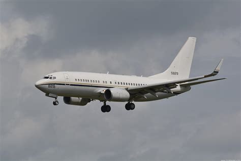 Boeing C-40A Picture Gallery