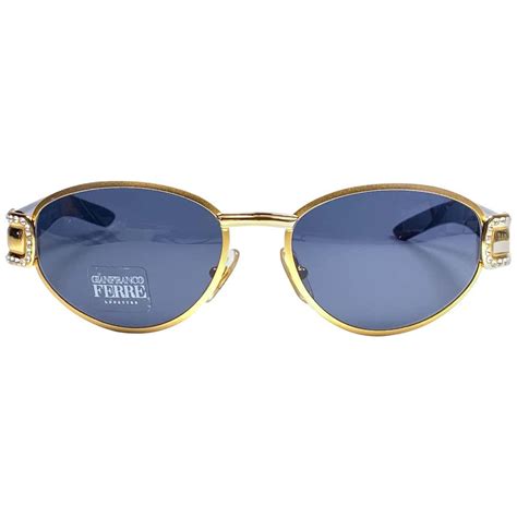 Louis Vuitton Gold Toneblack La Boum Cat Eye Sunglasses At 1stdibs Louis Vuitton La Boum