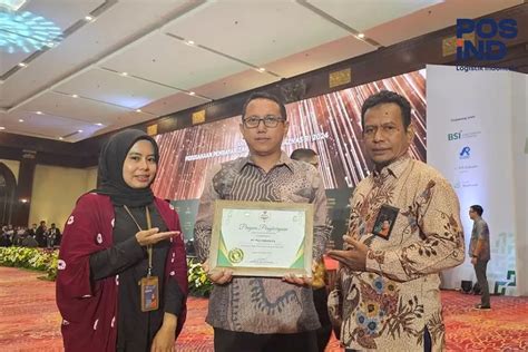 BAZNAS Awards 2024 PosIND Dinobatkan Sebagai Mitra Pengumpulan Zakat