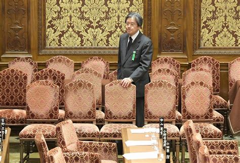 勤労統計：統計不正 大西前統括官「把握5日後に報告」 衆院予算委参考人招致 写真特集610 毎日新聞