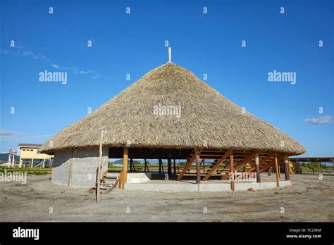 Amerindian Hi Res Stock Photography And Images Alamy