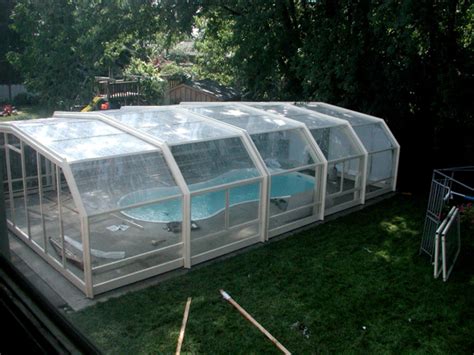 Canada Retractable Pool Enclosure Manufactured by Roll-A-CoverAmerica's ...