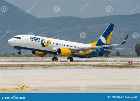 Azur Air Ukraine Boeing 737 800 Editorial Stock Image Image Of Ltfe