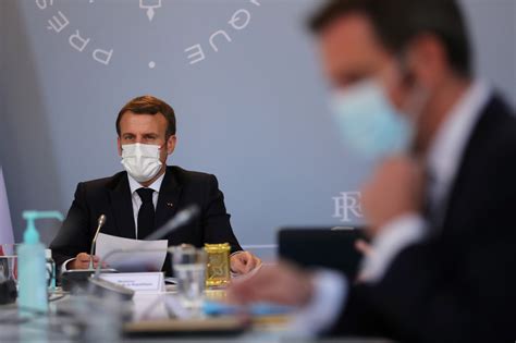 Coronavirus Emmanuel Macron Va T Il Annoncer Un Déconfinement