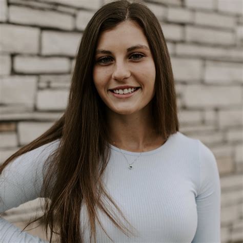 Elizabeth Dennis | Psycholinguistics Lab - Department of Communication