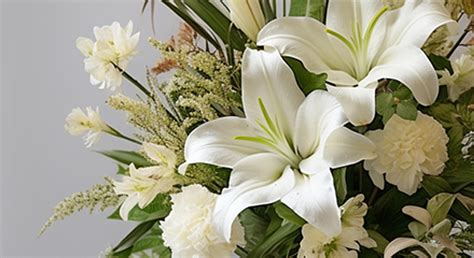Funeral Wreaths | Lovingly