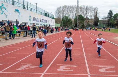 La Pista De Atletismo Antonio Fern Ndez Acoge La Jornada Inaugural De