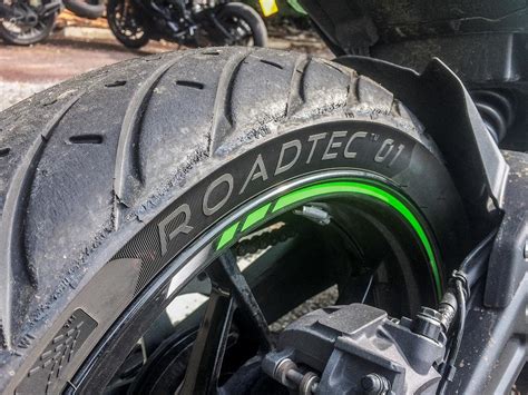 Product Review Metzeler Roadtec 01 Tyres MCN