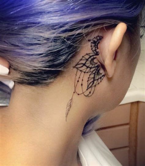 55 idées de tatouage oreille où exactement le placer et quel symbole