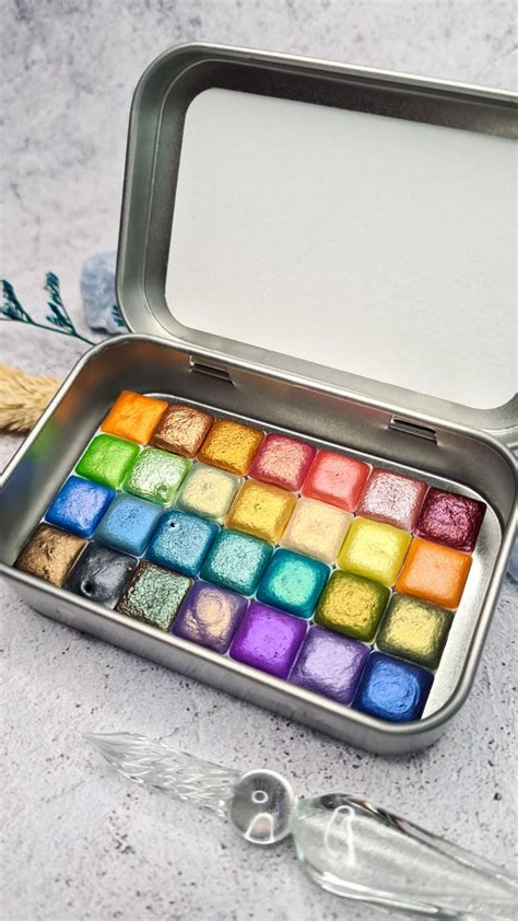 Pin Su Handmade Metallic Shimmer Watercolor Paint