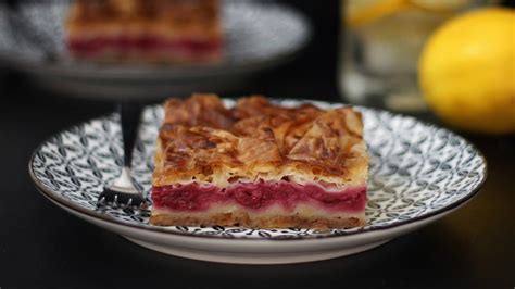 Bolju nisam probala BAKLAVA PITA SA VIŠNJAMA koja osvaja srca svih