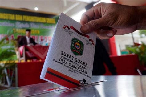 Mendagri Kaji Usulan Perpanjangan Masa Jabatan Kades