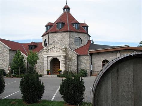 Konzelmann Estate Winery Niagara On The Lake Ontario Winery Tours