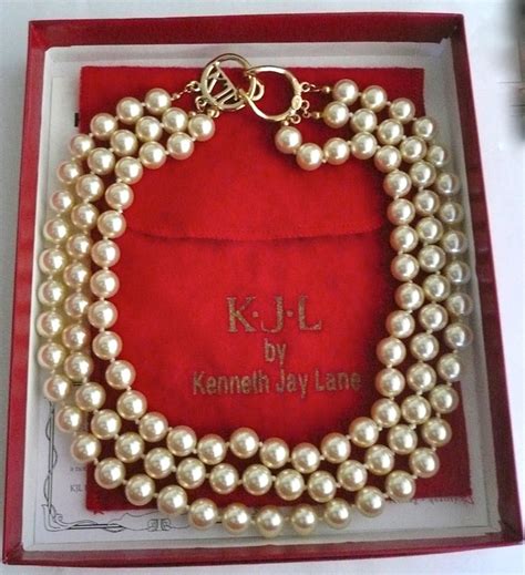 Kenneth J Lane's Barbara Bush Pearls | Бижутерия, Кеннет джей лейн, Элегантность