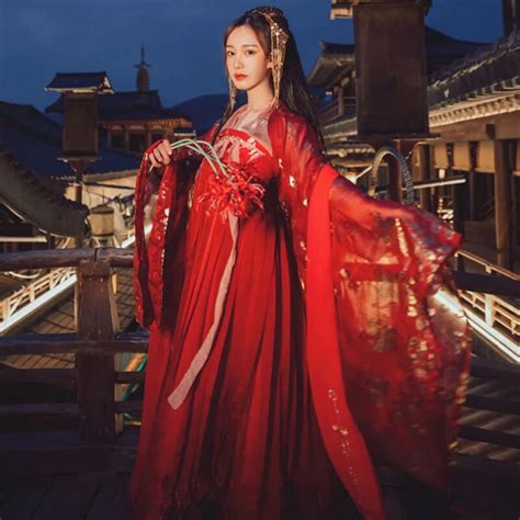 Gaya Cina Hanfu Warna Merah Kostum Peri Tradisional Cina Pernikahan