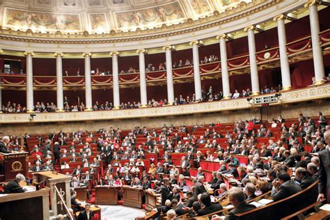 Politique Députés Sénateurs Que Gagnent Vos élus En Plus