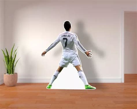 Cristiano Ronaldo Celebrando Figura Tama O Real Coroplast En Venta En