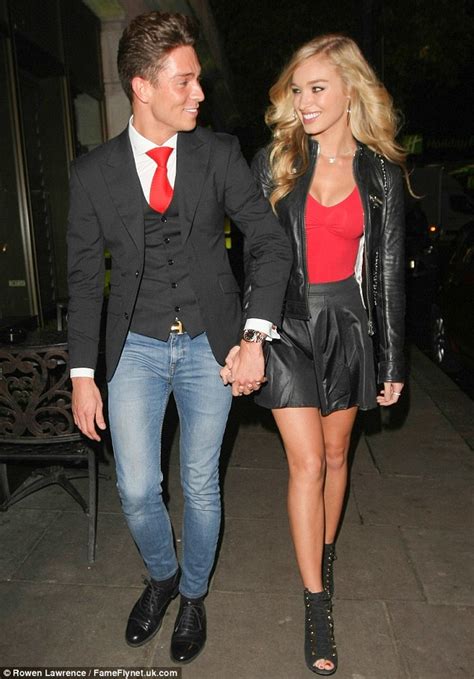 Towie S Joey Essex Steps Out With New Blonde Daily Mail Online