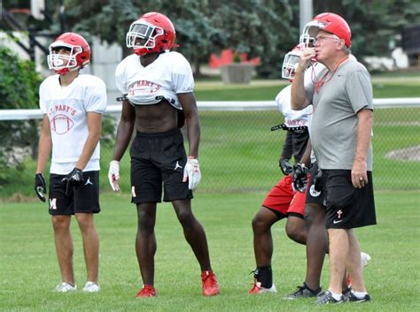 Orchard Lake St Marys Football Practice Photo Gallery The Oakland Press