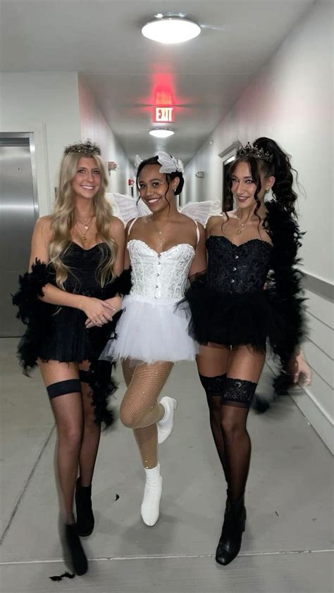 Swan Lake | Halloween Costumes | Halloween Ideas | Black Swan | White ...