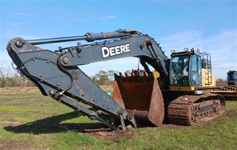 Used John Deere Heavy Equipment for sale - Boom & Bucket