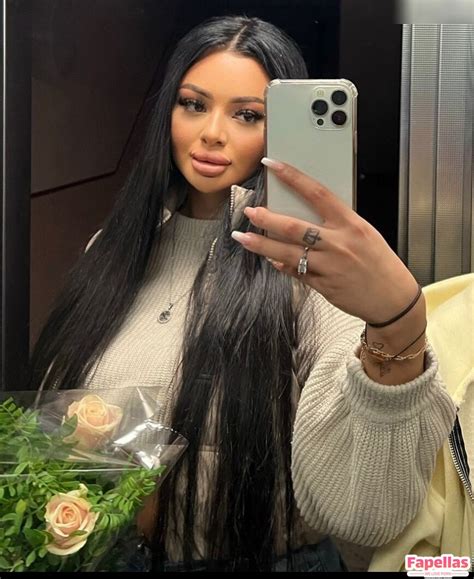 Barbie Ilginay Nude Leaks Fapellas