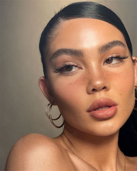 AMANDA KHAMKAEW On Instagram Side Eyeing You Soft Glam Makeup