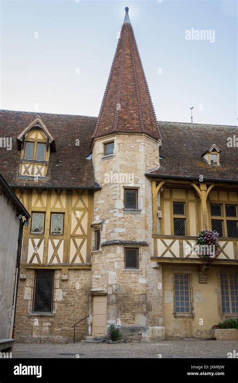 Beaune Travel Guide 2023 Things To Do What To Eat Tips