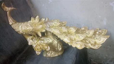 Golden 9inch Brass Peacock Statue For Decoration Size Dimension