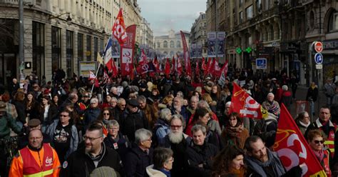 Manifestantes Franceses Se Re Nen En El Ltimo Ataque Antes De La