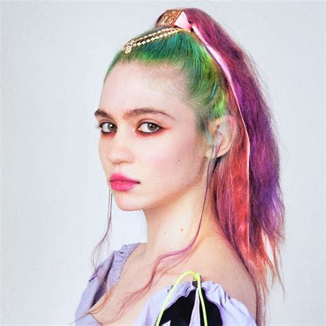 Grimes Reveals She's Pregnant with Elon Musk In Extremely NSFW Photo ...