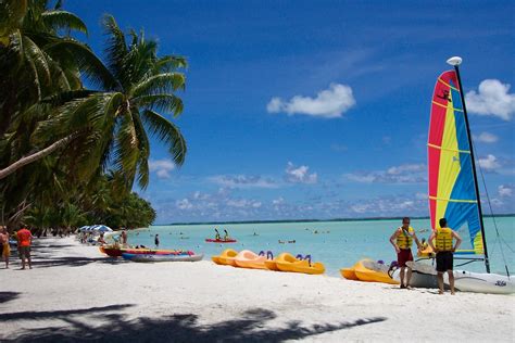 Kiribati Travel Guide 2024: The Best of Kiribati | Expedia