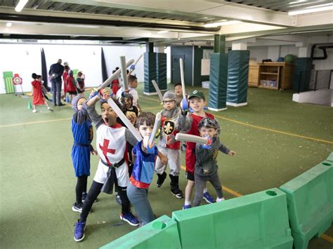 Boys Celebrates Castles Day With Medieval Skills And Feasts Surbiton