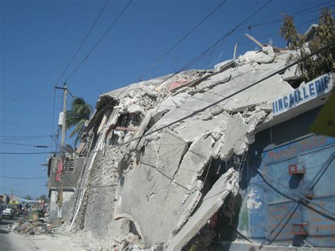 Earthquake in Haiti - Embrace Relief Foundation