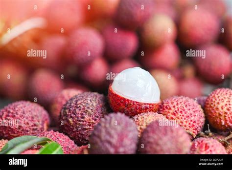 Close Up Lychee Fruit Fresh Ripe Lychee Peeled From Lychee Tree At