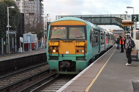 Southern Class 456 0 Unit At Wandsworth Road 2n36 15 11 V Flickr