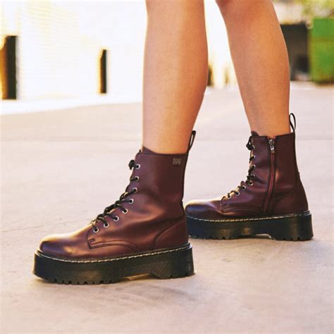 Outfit Con Combat Boots 10 Ideas Estilosas Para Triunfar