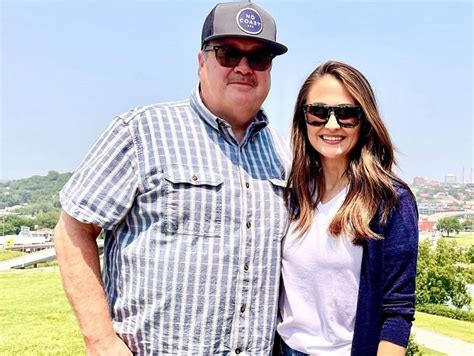 Who is Lindsay Schweitzer? All about Eric Stonestreet's fiancée