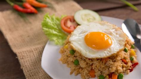 Bangga Nasi Goreng Jadi Masakan Tumisan Asia Tenggara Terbaik Versi