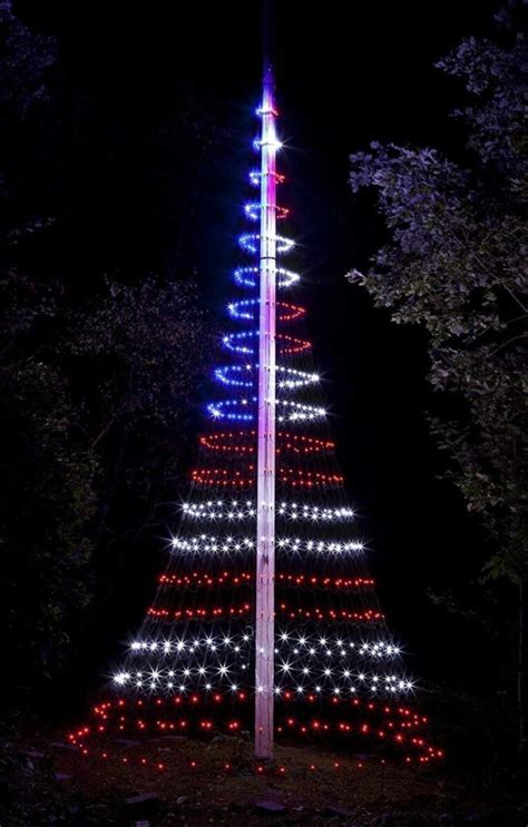 Raise your flag this winter, as a LED Christmas tree! - Montejaur