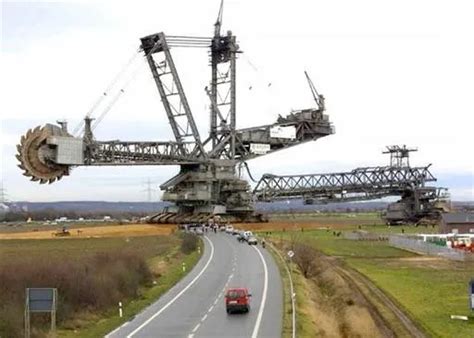 worlds biggest machine construction repair wonderhowto