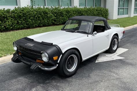 1974 TRIUMPH TR6 CONVERTIBLE