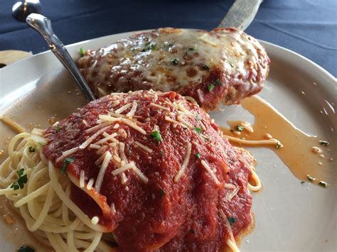 Uniontown, PA Edition: Caporella's Italian Ristorante - Candace Lately