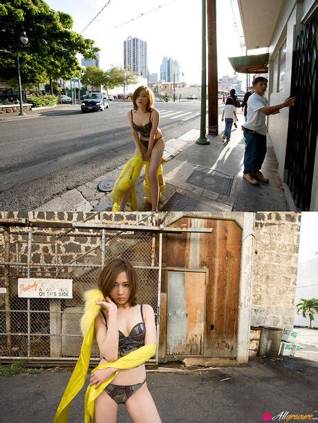 Sayuri Anzu Flaunts Her Hot Body In A Bikini And Shows Her Ass