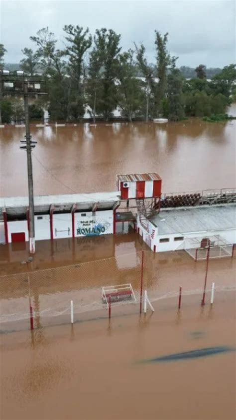 Ya son casi 600 los evacuados en Concordia por la crecida del río