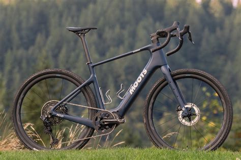 New Moots Express electric bike is "adventure ready"